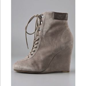 Pour la Victoire Lang Suede Wedge Bootie Size 9
